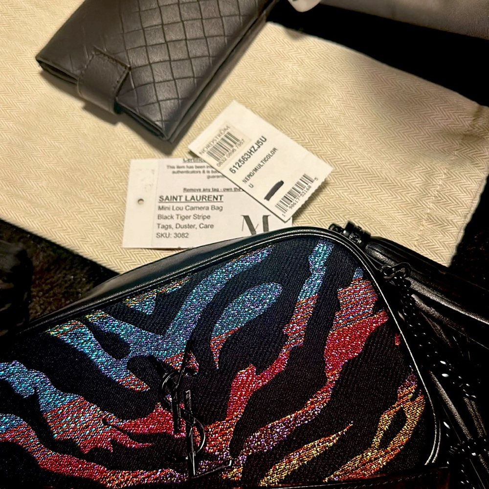 YSL - Picture 10 of 10